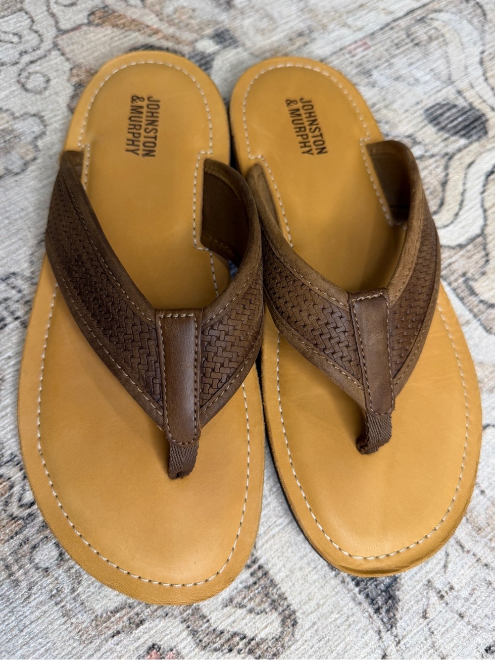 Johnston & Murphy Boys Brown Leather Flip Flop Sandals
